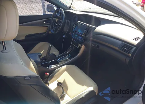 2016 Honda Accord Ex-L V-6 z USA, uszkodzony, nr VIN 1HGCT2B87GA008010